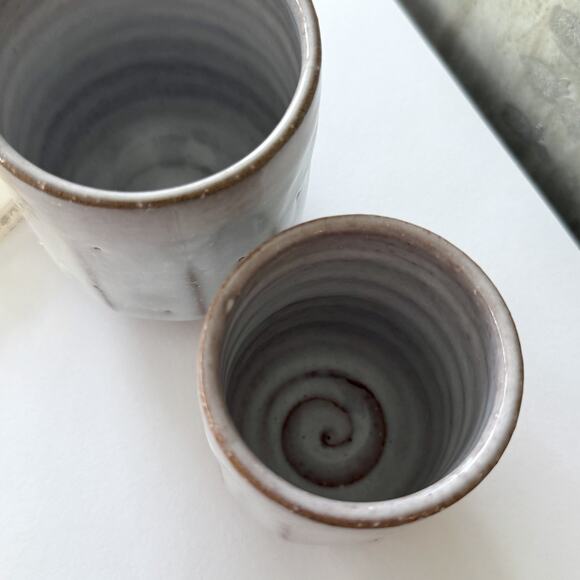 Hagi-Yaki Senshu Okada VII Faceted Yunomi Tea Cups Set Of 2 White Glazed Japan - Picture 3 of 10